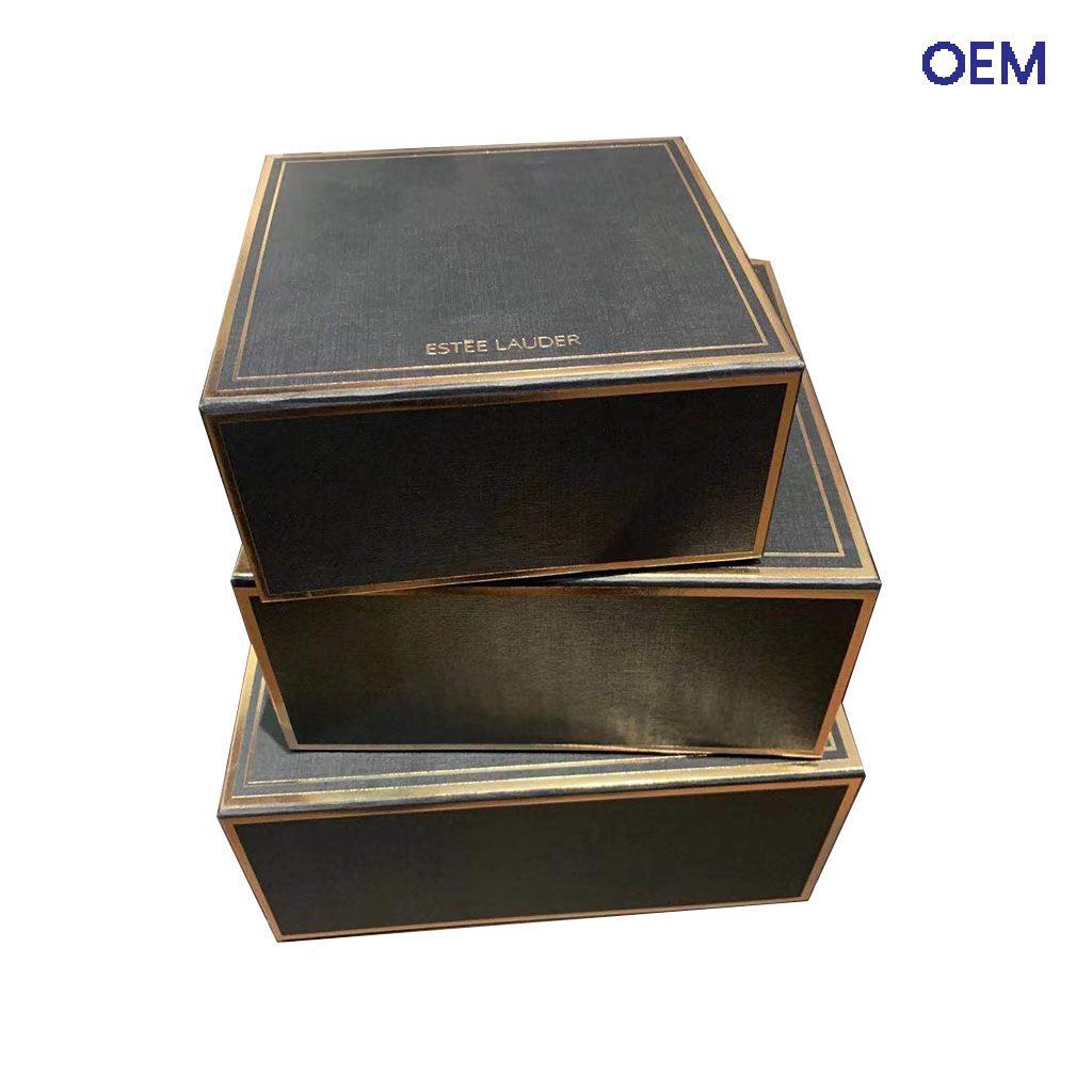 PBO21 ESTEE LAUDER box