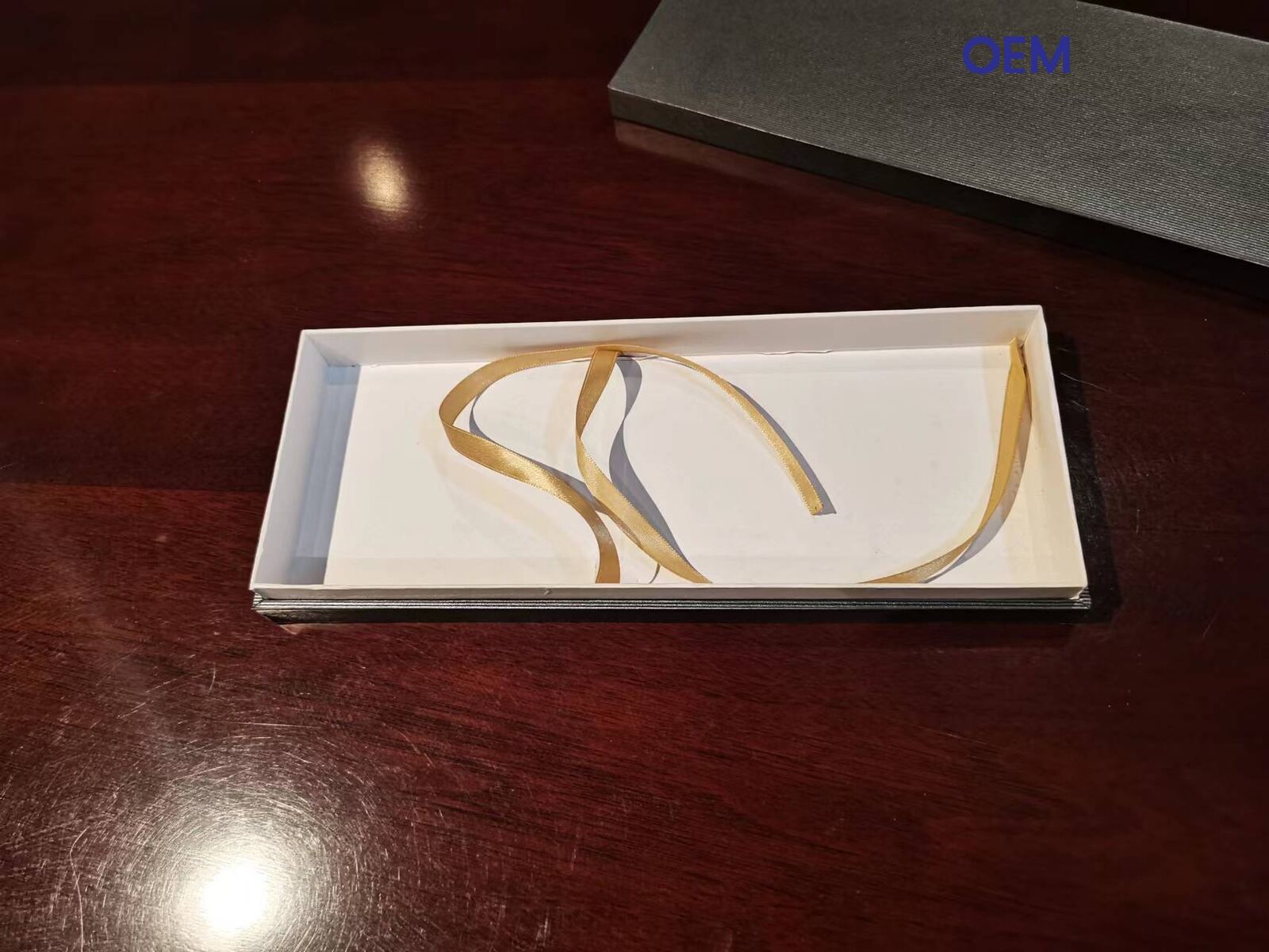 Luxury heaven and earth paper box