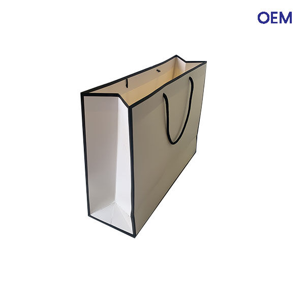 PG47 shopping bag with black border