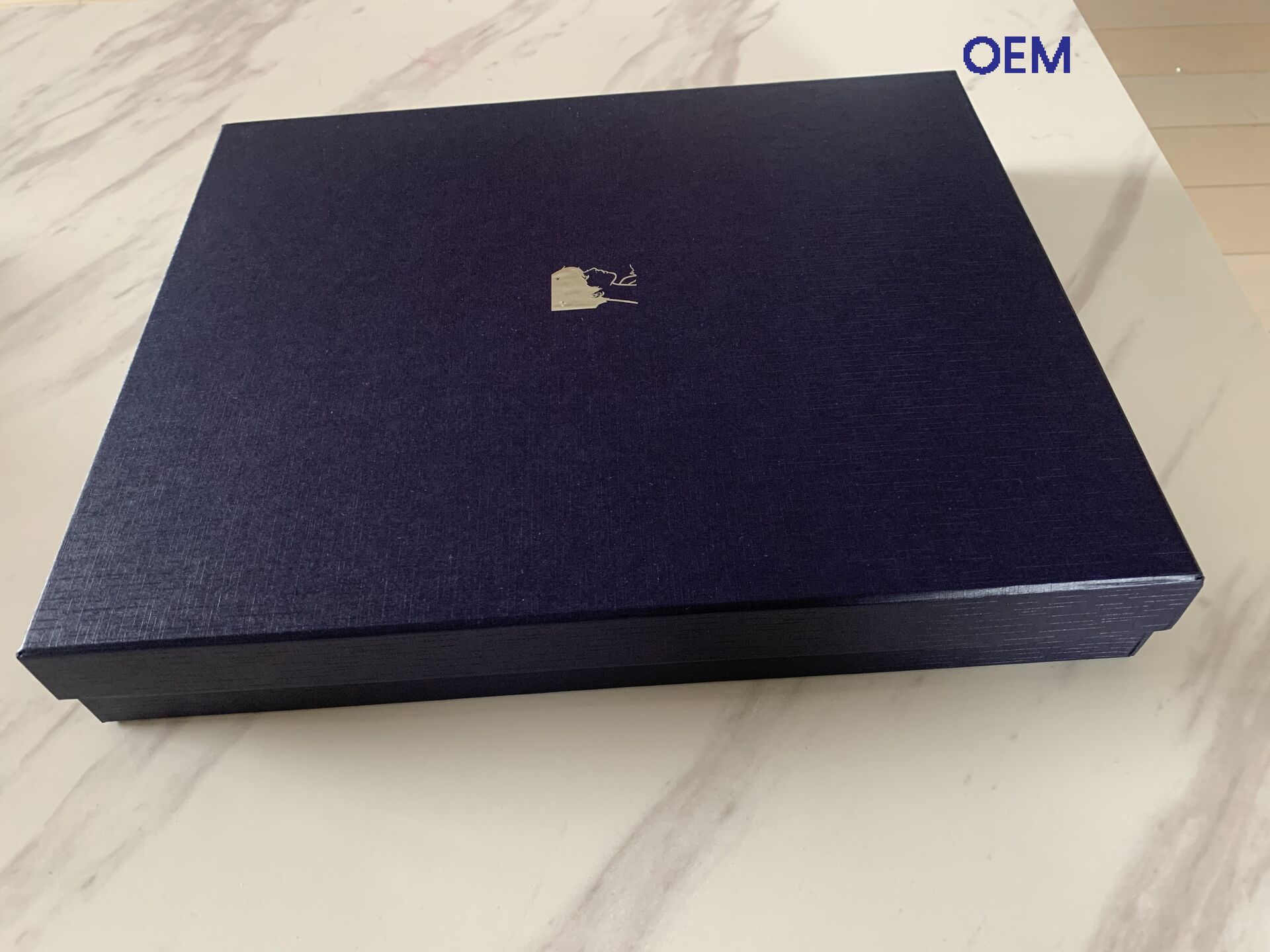 Customized heaven and earth rigid paper box