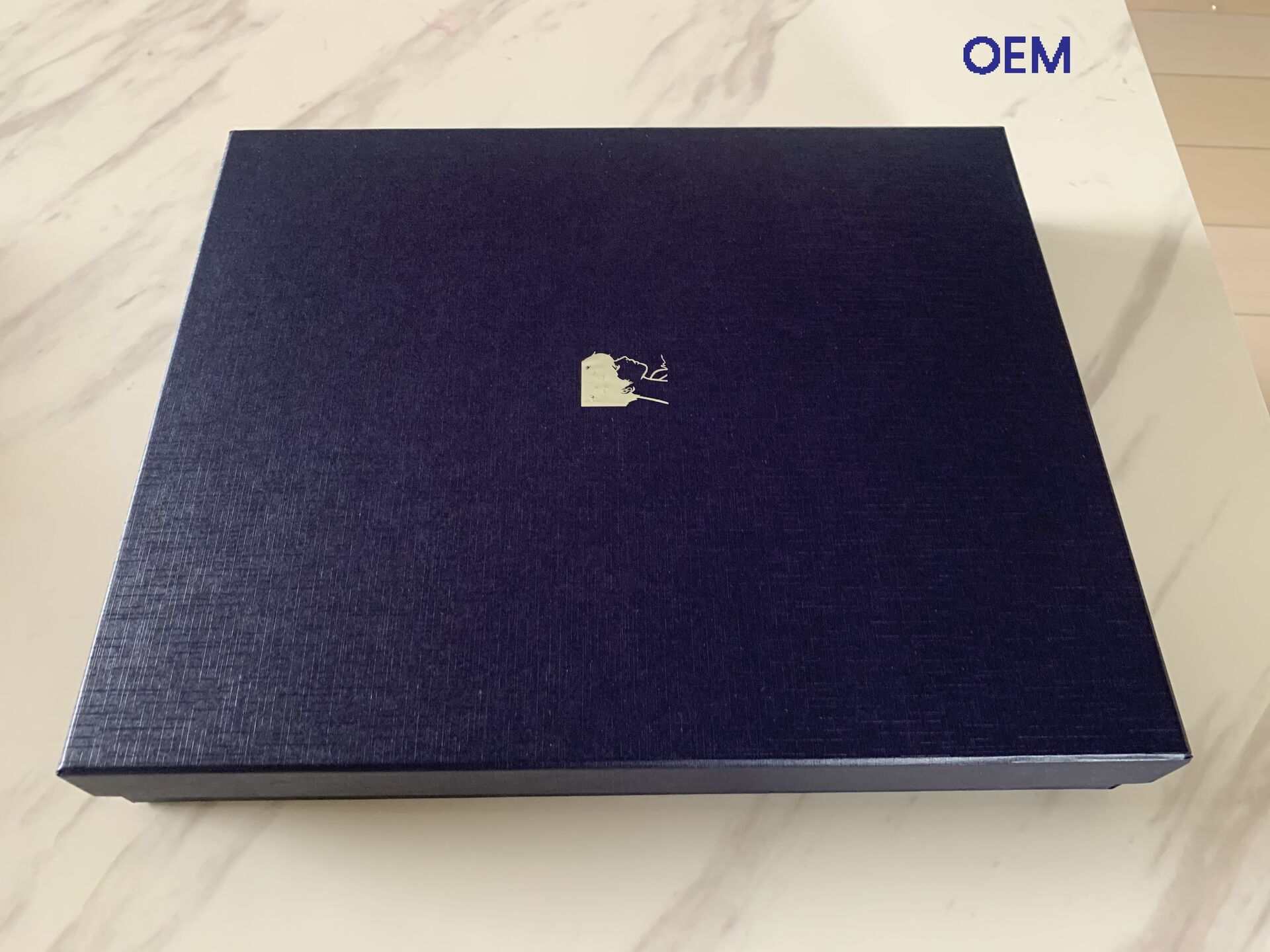 Customized heaven and earth rigid paper box