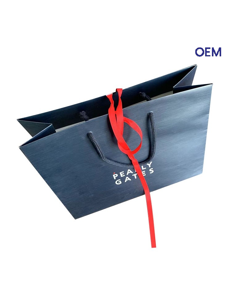 PG010 paper bag with ribbon and embossing